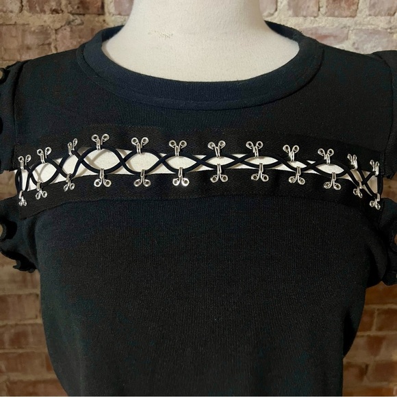 Grunge Cut-Out Black Ruffle Trim Cropped Women's Top -Size S -TP35 - Picture 3 of 8